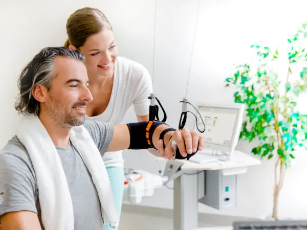 Stationäre Rehabilitation bei chronischen neurologischen Erkrankungen Stationäre Rehabilitation bei chronischen neurologischen Erkrankungen